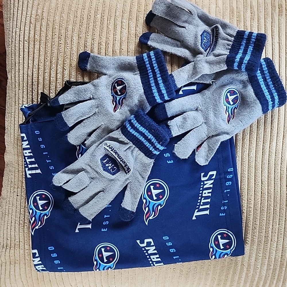 Tennessee Titans Winterwear Lot